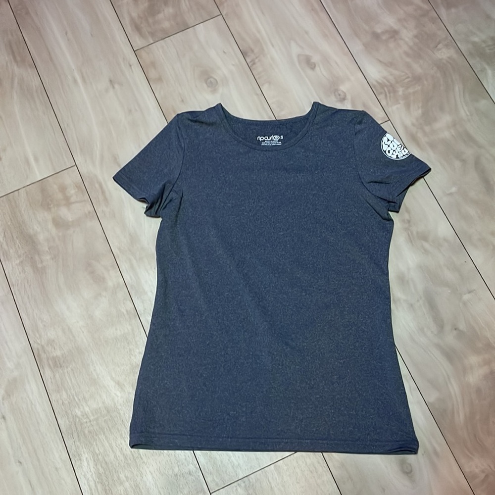 Rip Curl - Rash Guard Sun Shirt SPF 50 Heather Gray Size Small